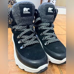 Sorel Conquest Winter Boots